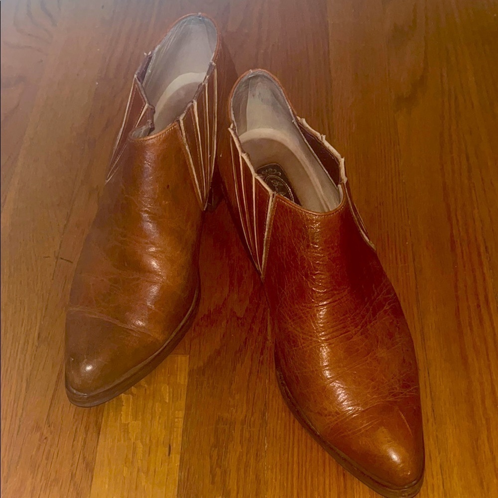 Salpy Brown Leather Western Look Slip-Ons size 8